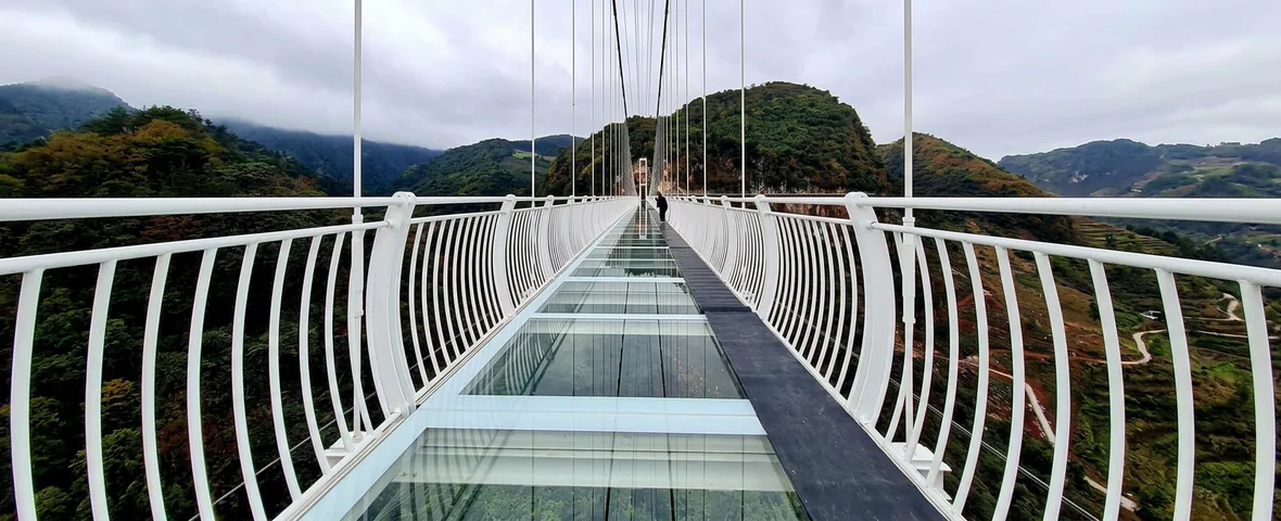 Đà Lạt and the glass bridge